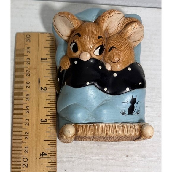 Pendelfin Rabbits Figurine Twins Bunnies in Bed Cat Blanket Stonecraft England - Picture 11 of 15